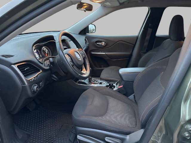 2019 Jeep Cherokee Vehicle Photo in MANITOWOC, WI 54220-5838