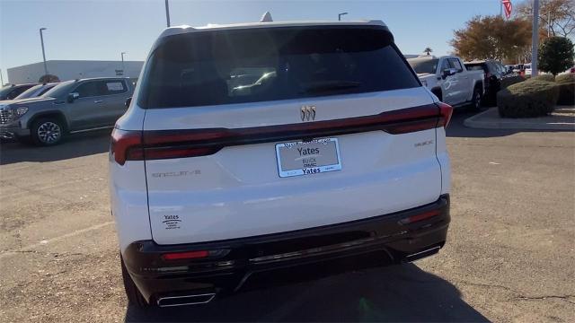 2025 Buick Enclave Vehicle Photo in GOODYEAR, AZ 85338-1310