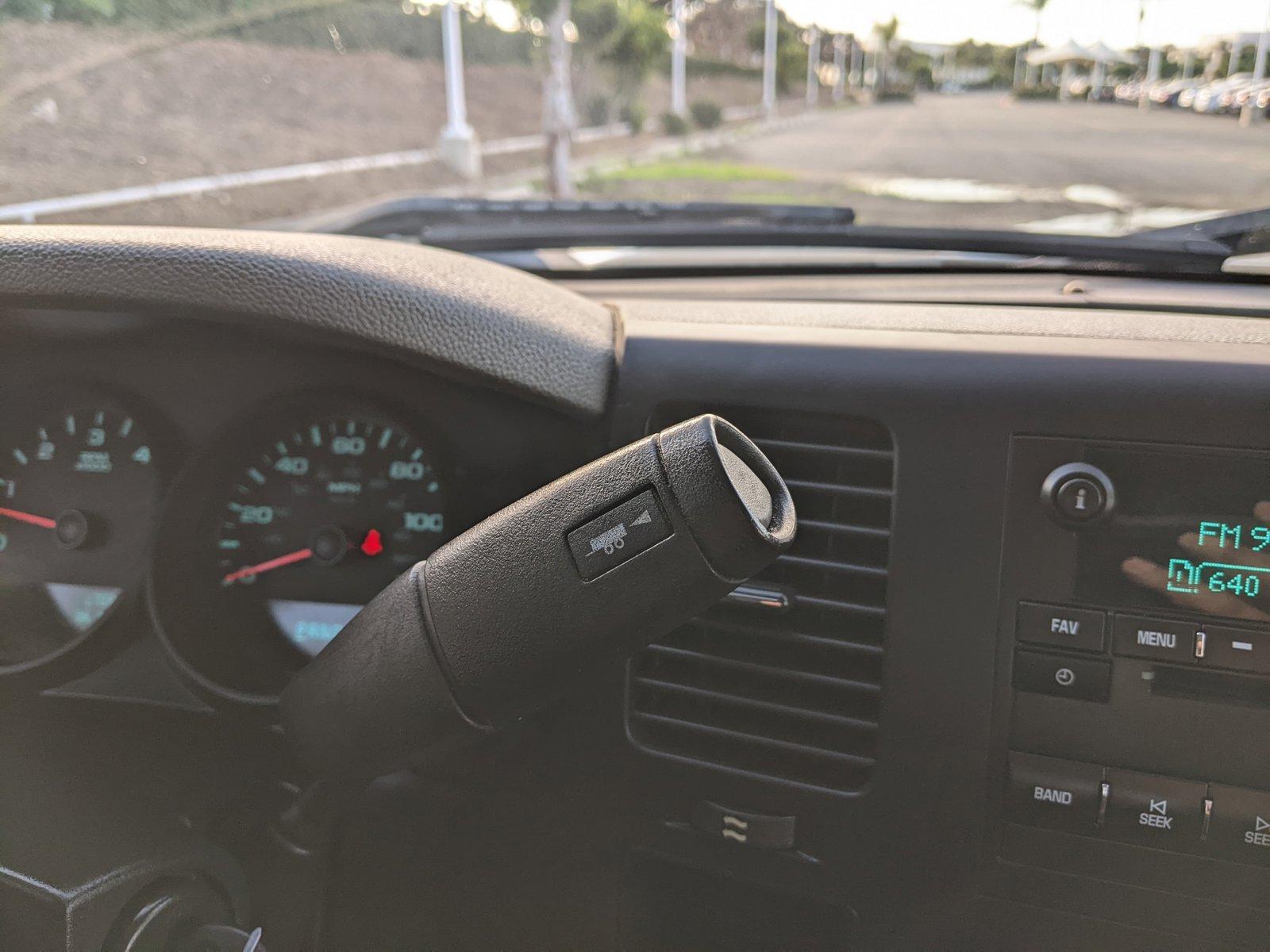 2012 Chevrolet Silverado 1500 Vehicle Photo in VALENCIA, CA 91355-1705