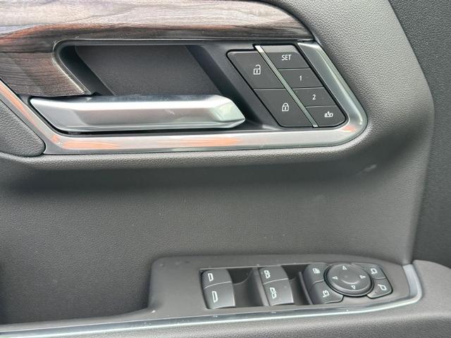 2025 Chevrolet Silverado 1500 Vehicle Photo in COLUMBIA, MO 65203-3903