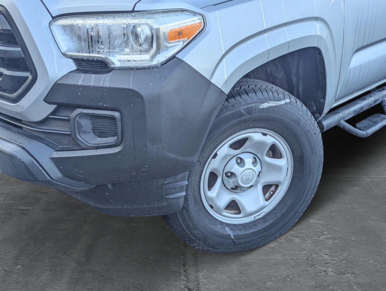 2019 Toyota Tacoma 2WD Vehicle Photo in Miami, FL 33015