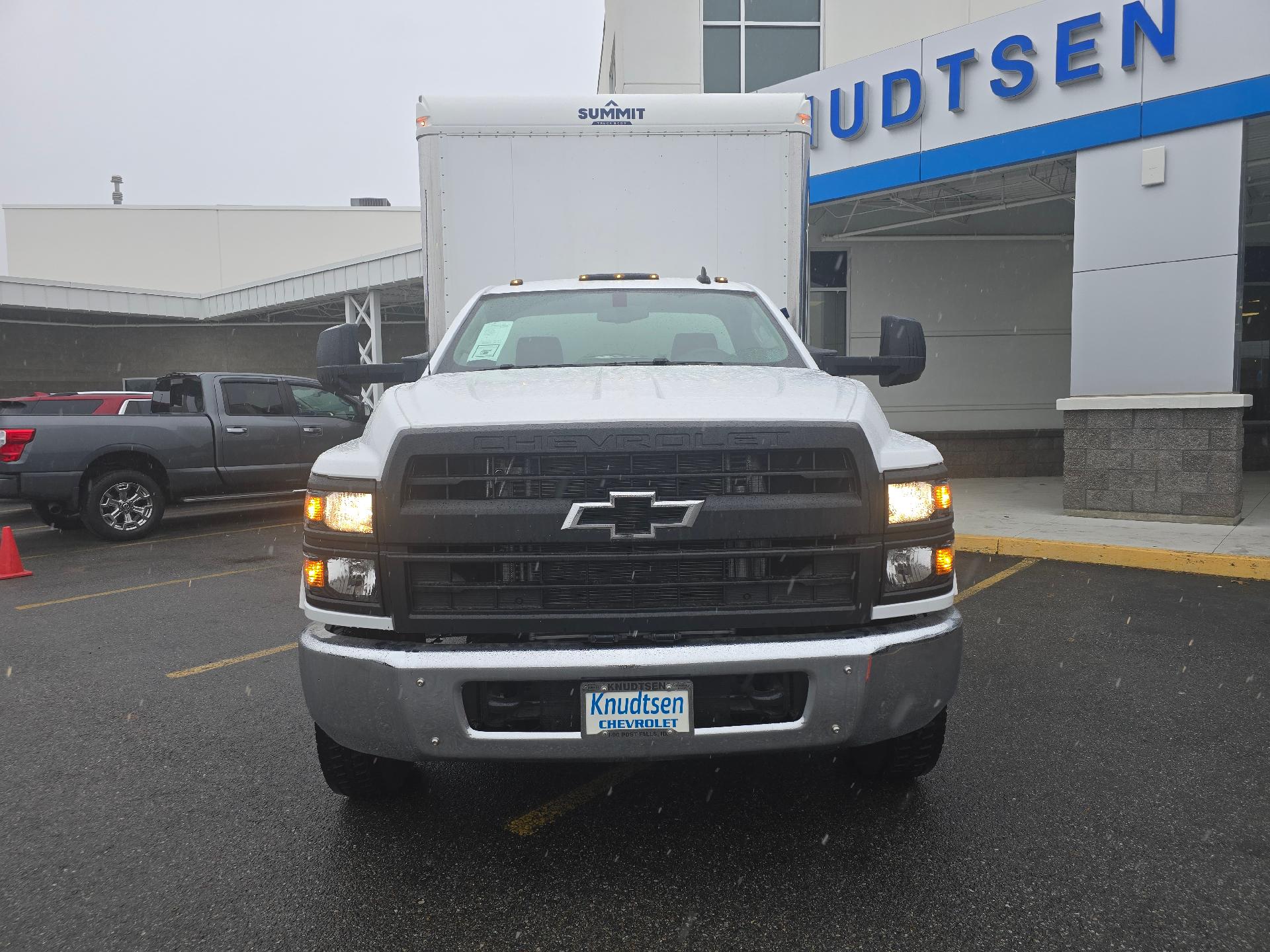 2023 Chevrolet Silverado 4500 HD Vehicle Photo in POST FALLS, ID 83854-5365