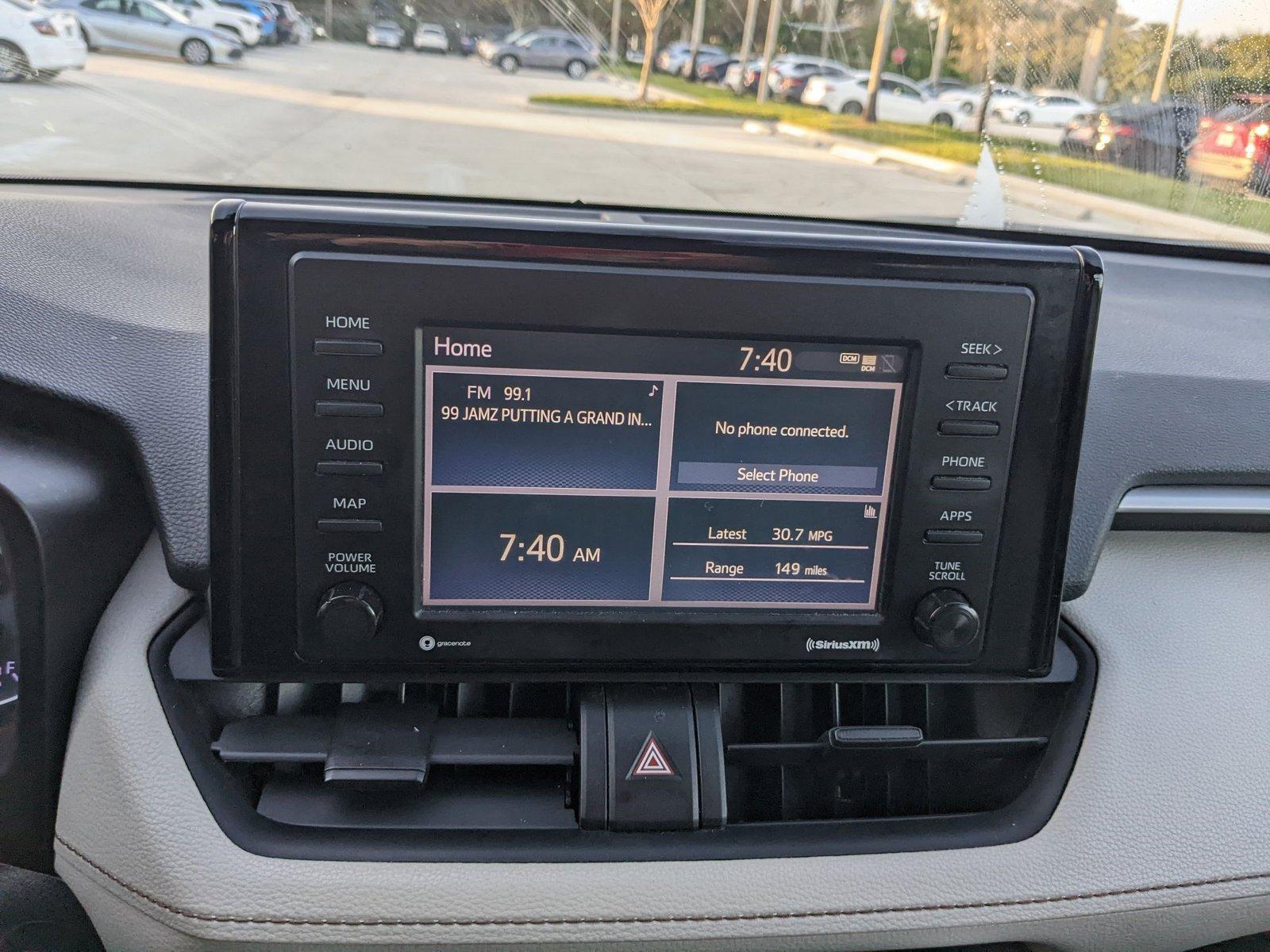 2020 Toyota RAV4 Vehicle Photo in Davie, FL 33331