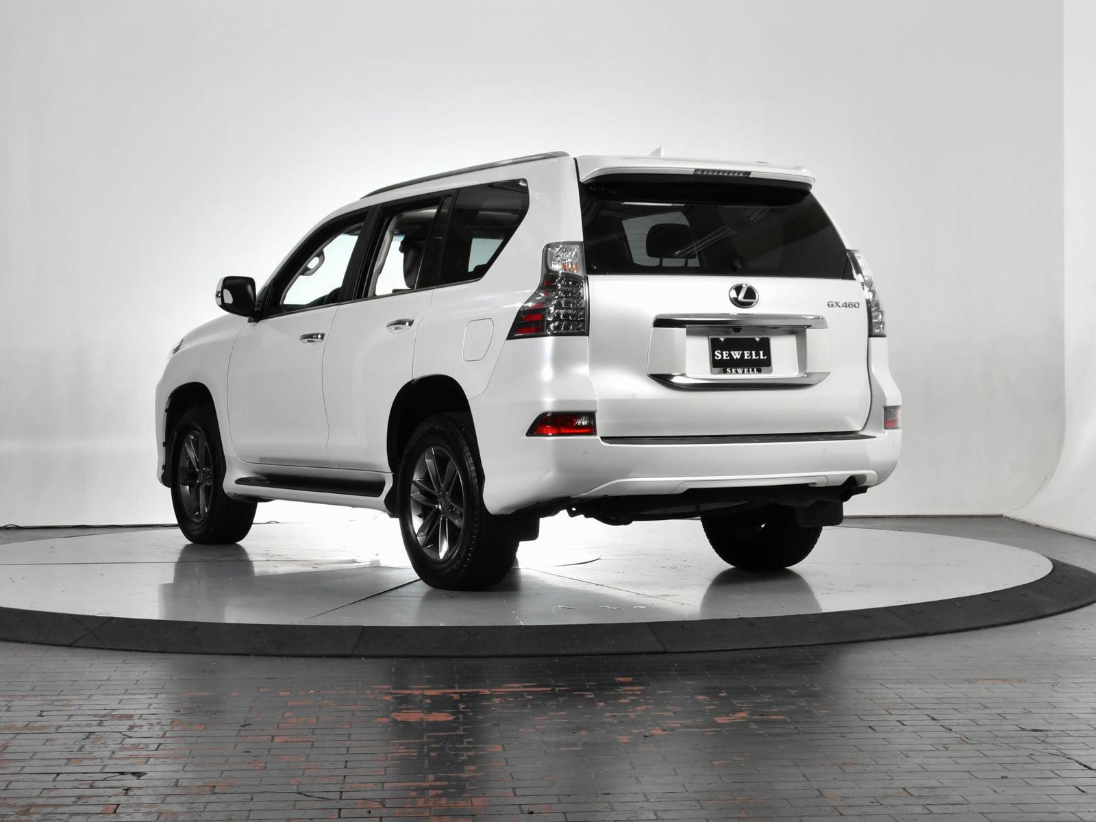 2023 Lexus GX 460 Vehicle Photo in DALLAS, TX 75235