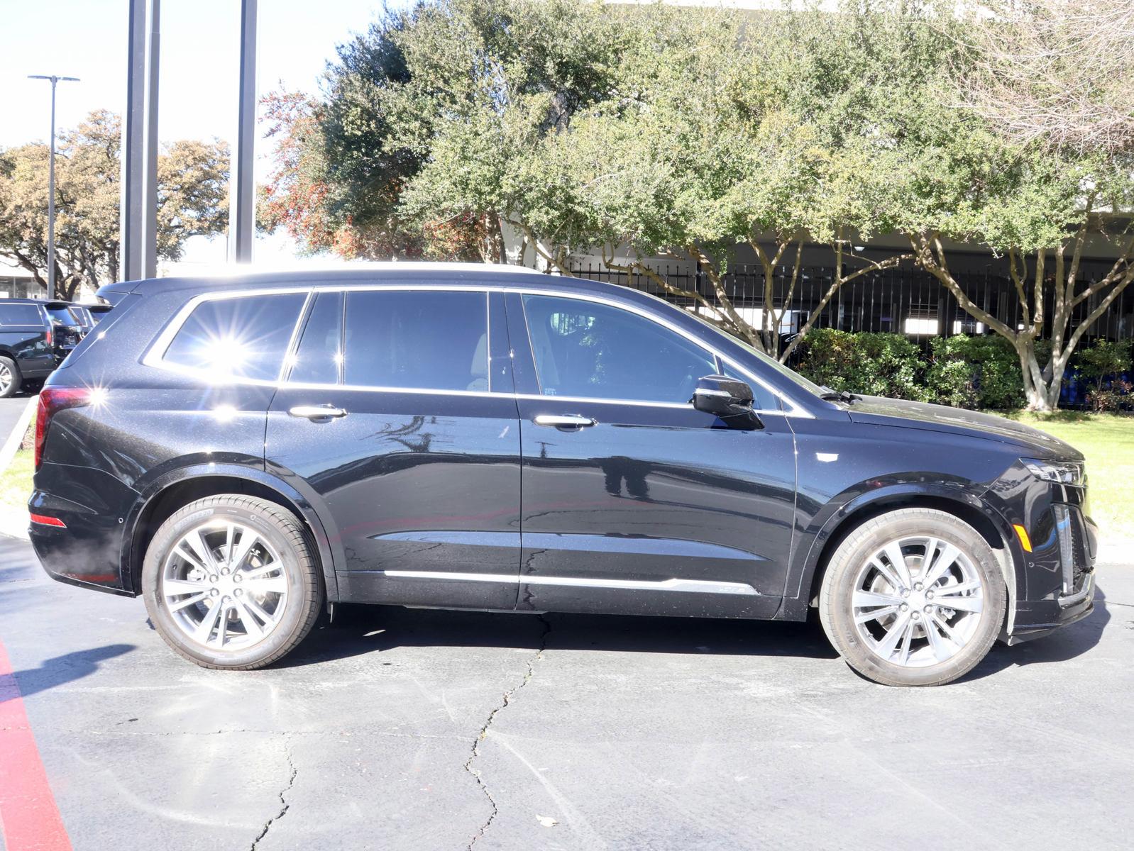 2022 Cadillac XT6 Vehicle Photo in DALLAS, TX 75209-3095