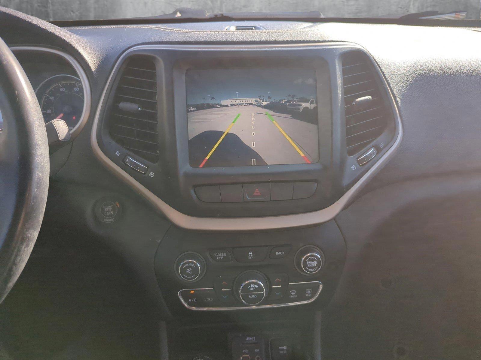 2014 Jeep Cherokee Vehicle Photo in Pembroke Pines, FL 33027