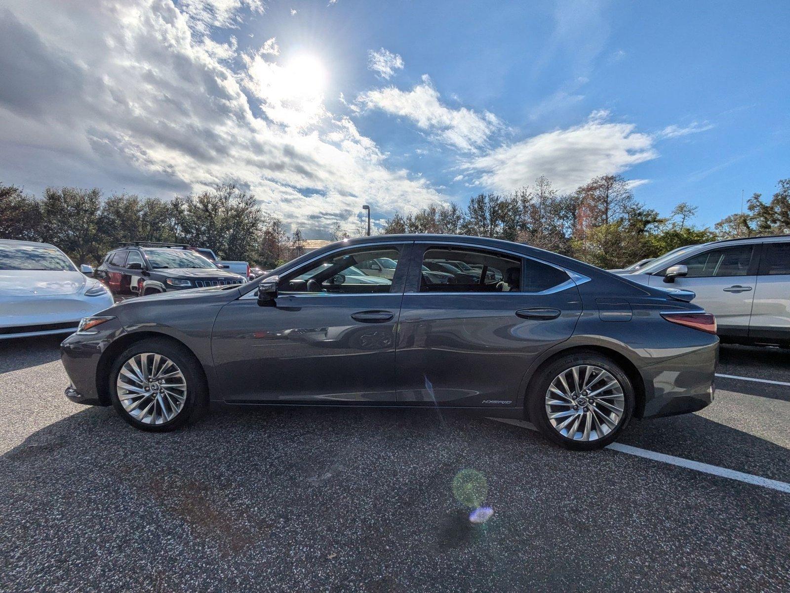 2022 Lexus ES 300h Vehicle Photo in Clearwater, FL 33761