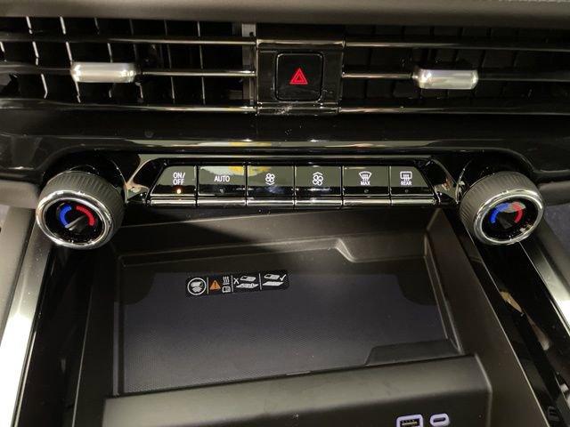 2025 Chevrolet Tahoe Vehicle Photo in PHOENIX, AZ 85014-3381