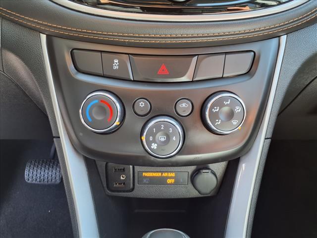 2022 Chevrolet Trax Vehicle Photo in TARENTUM, PA 15084-1435