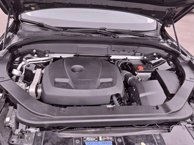 2021 Volvo XC60 Vehicle Photo in NEDERLAND, TX 77627-8017