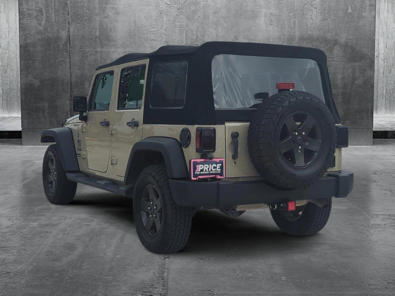 2017 Jeep Wrangler Unlimited Vehicle Photo in PEMBROKE PINES, FL 33024-6534