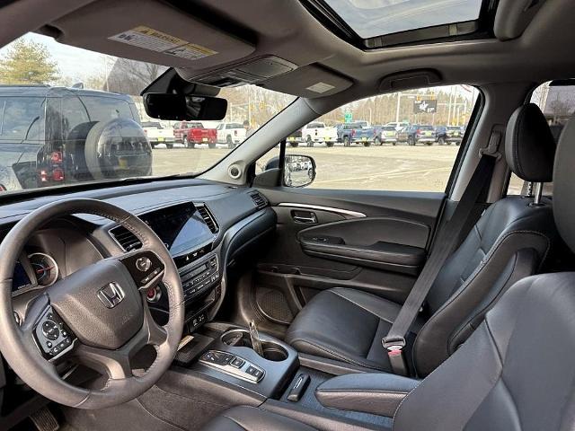 2022 Honda Pilot Vehicle Photo in CHICOPEE, MA 01020-5001