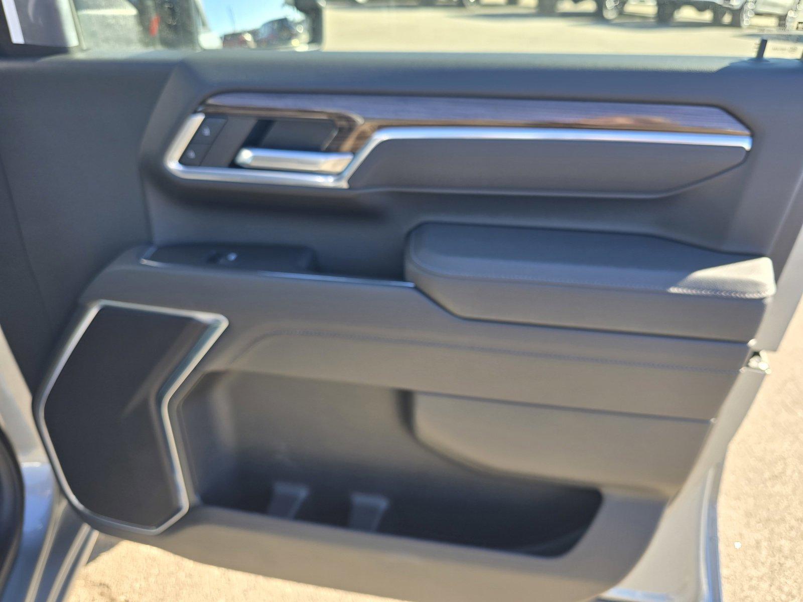 2025 Chevrolet Silverado 2500 HD Vehicle Photo in Rolla, MO 65401