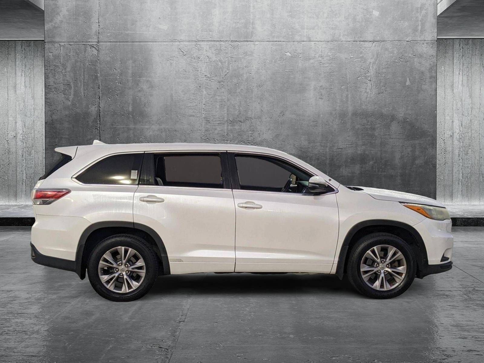 2015 Toyota Highlander Vehicle Photo in Davie, FL 33331