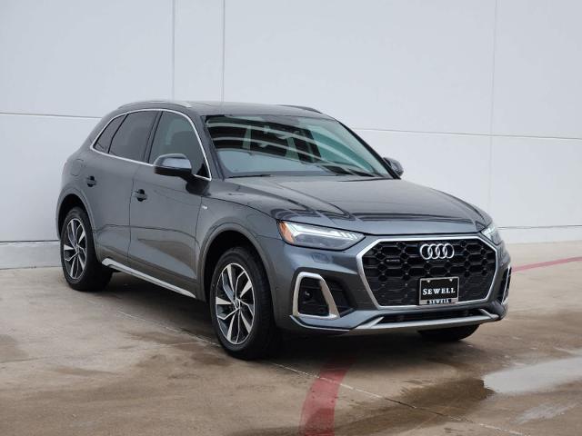 2022 Audi Q5 Vehicle Photo in Grapevine, TX 76051