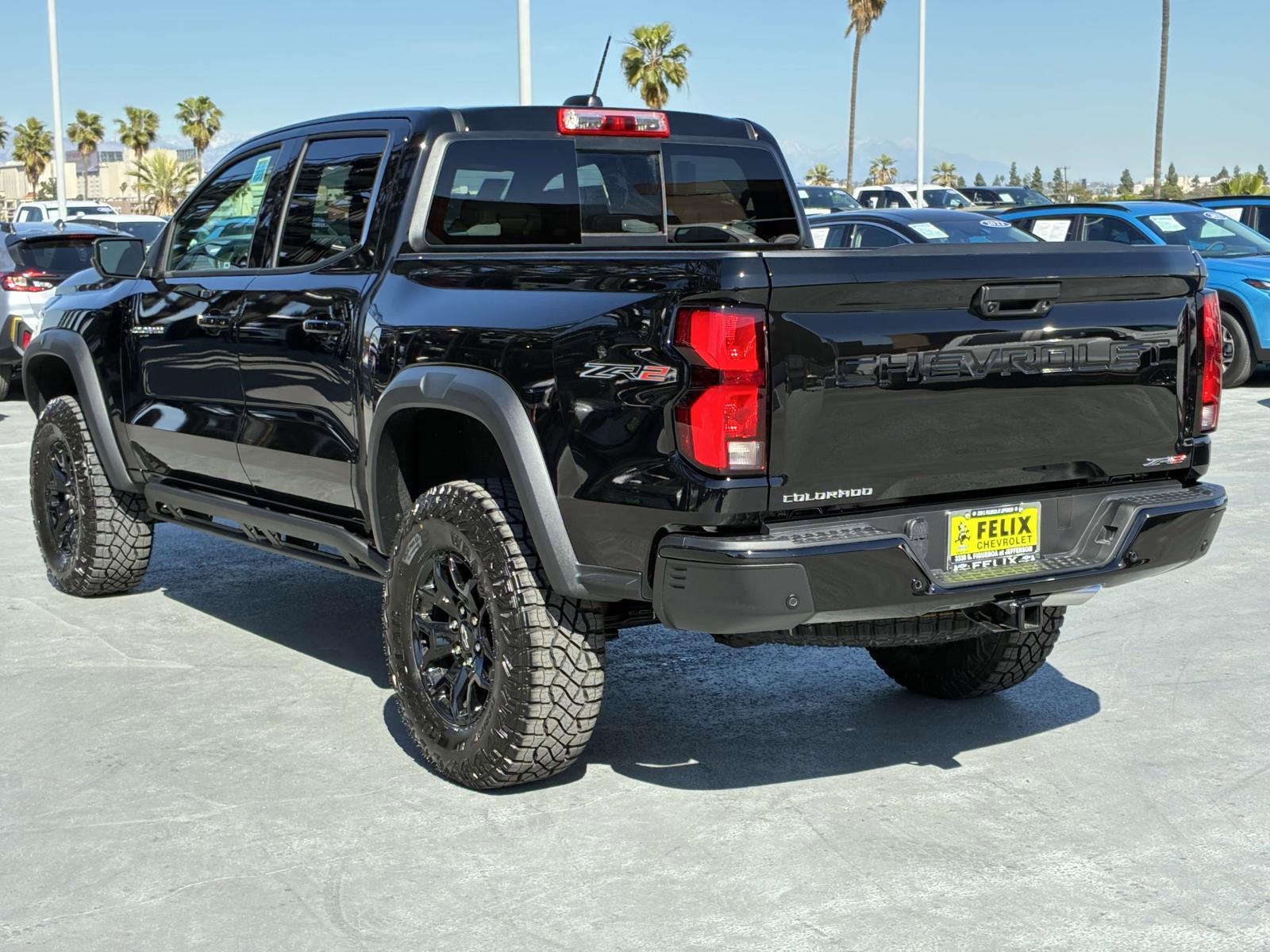 2025 Chevrolet Colorado Vehicle Photo in LOS ANGELES, CA 90007-3794