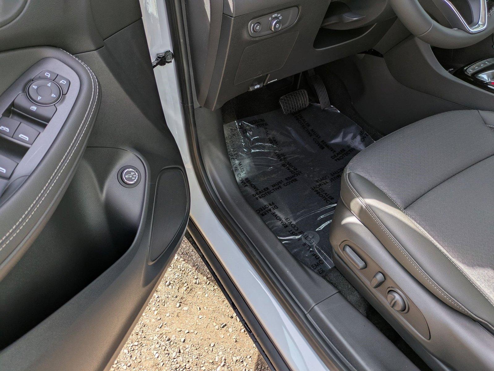 2025 Buick Encore GX Vehicle Photo in GOLDEN, CO 80401-3850