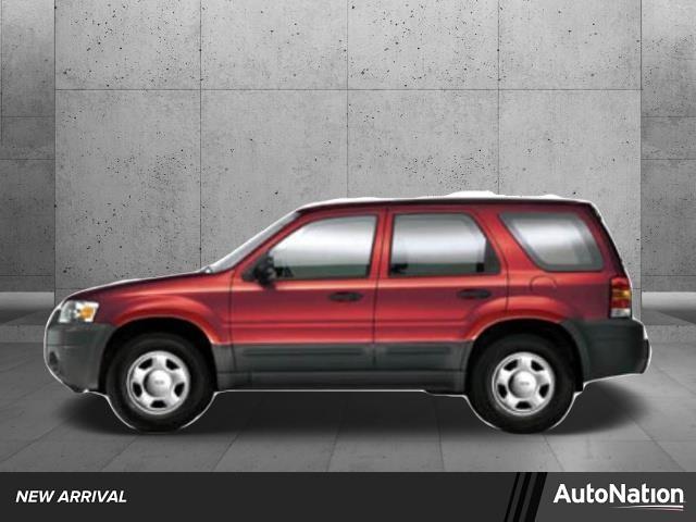 2006 Ford Escape Vehicle Photo in St. Petersburg, FL 33713