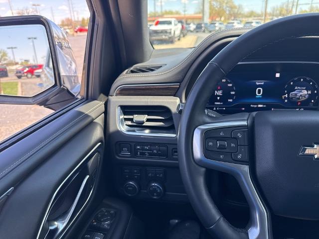 2023 Chevrolet Suburban Vehicle Photo in MANHATTAN, KS 66502-5036