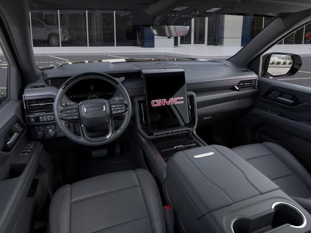2025 GMC Yukon XL Vehicle Photo in TOPEKA, KS 66609-0000