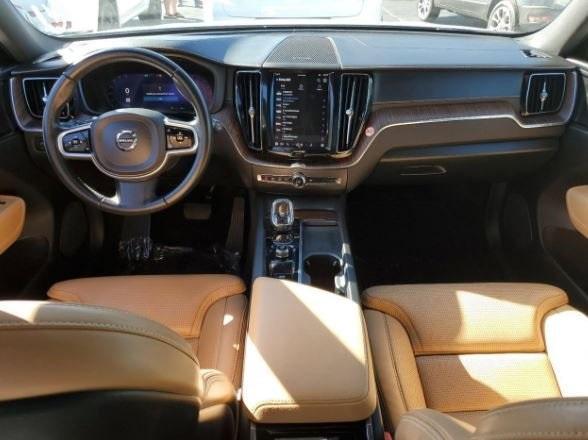 2022 Volvo XC60 Vehicle Photo in Houston, TX 77007