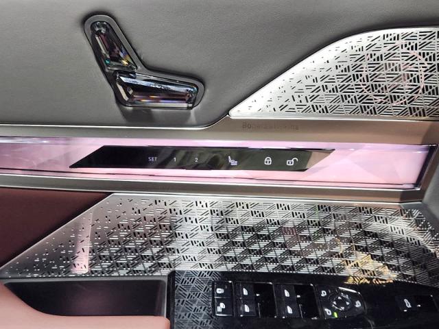 2025 BMW i7 Vehicle Photo in GRAPEVINE, TX 76051
