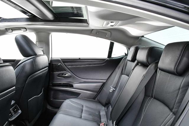 2022 Lexus ES 350 Vehicle Photo in DALLAS, TX 75235