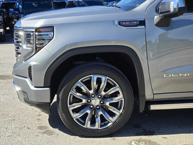 2024 GMC Sierra 1500 Vehicle Photo in DENTON, TX 76210-9321