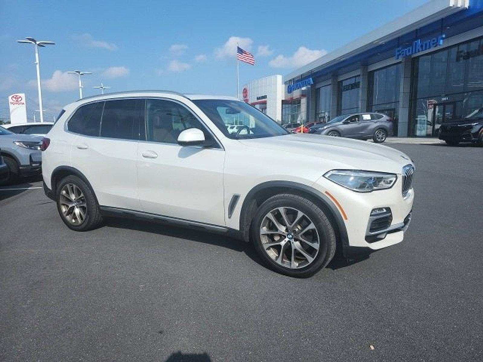 Used 2021 BMW X5 40i with VIN 5UXCR6C03M9E82127 for sale in Harrisburg, PA