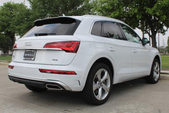 2022 Audi Q5 Vehicle Photo in HOUSTON, TX 77090