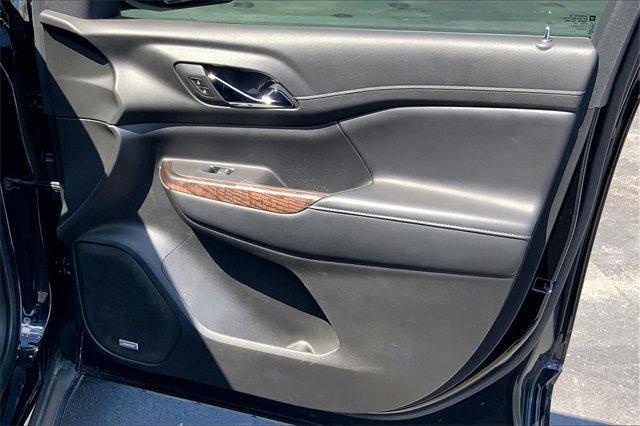 2020 GMC Acadia Vehicle Photo in TOPEKA, KS 66609-0000