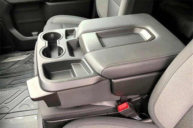 2025 Chevrolet Silverado 2500 HD Vehicle Photo in KANSAS CITY, MO 64114-4502