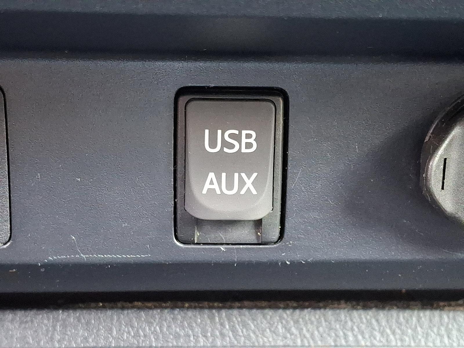 2018 Toyota Tundra 4WD Vehicle Photo in BETHLEHEM, PA 18017-9401