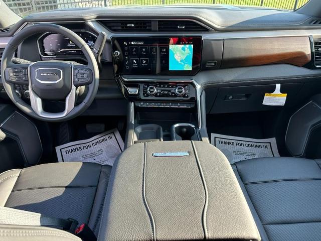 2025 GMC Sierra 2500 HD Vehicle Photo in COLUMBIA, MO 65203-3903