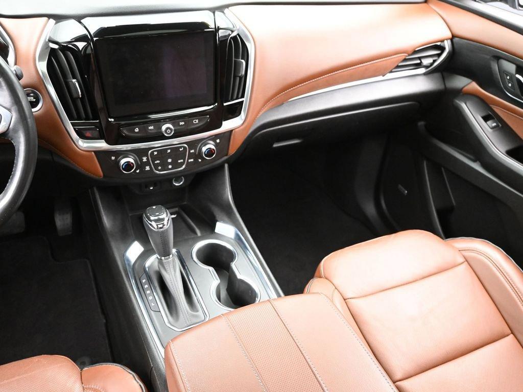 2018 Chevrolet Traverse Vehicle Photo in Marion, IA 52302