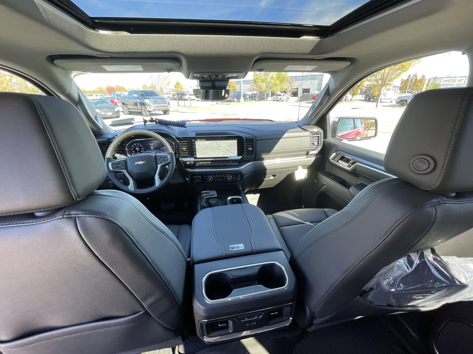 2025 Chevrolet Silverado 1500 Vehicle Photo in BENTONVILLE, AR 72712-4322