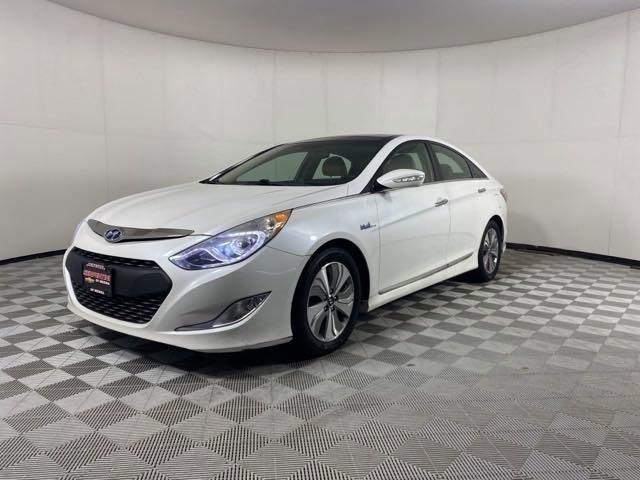 2015 Hyundai Sonata Hybrid Vehicle Photo in MEDINA, OH 44256-9001