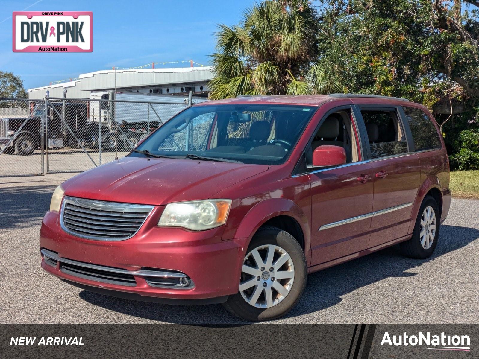 2014 Chrysler Town & Country Vehicle Photo in Sarasota, FL 34231