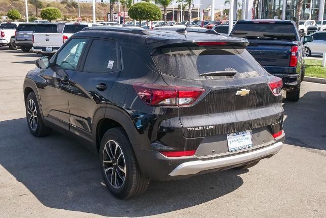 2025 Chevrolet Trailblazer Vehicle Photo in VENTURA, CA 93003-8585