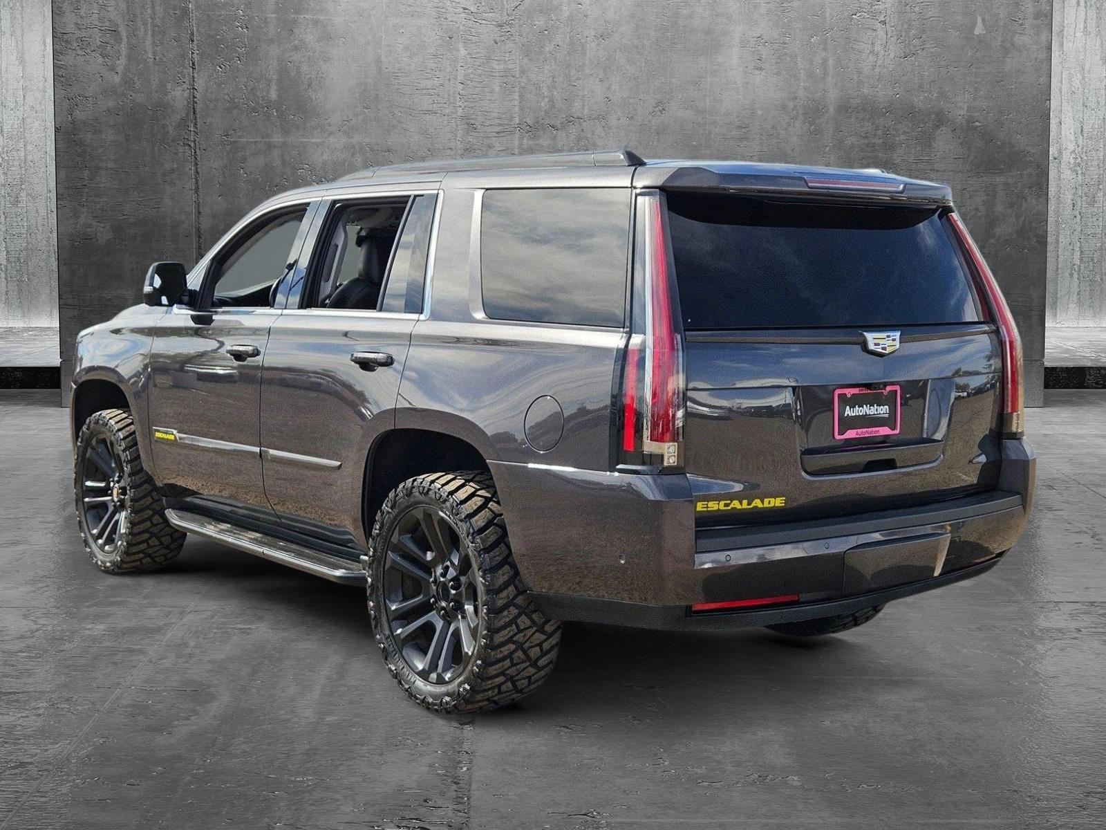 2018 Cadillac Escalade Vehicle Photo in PEORIA, AZ 85382-3715