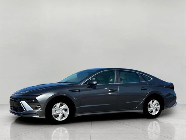 2025 Hyundai SONATA Vehicle Photo in Green Bay, WI 54304