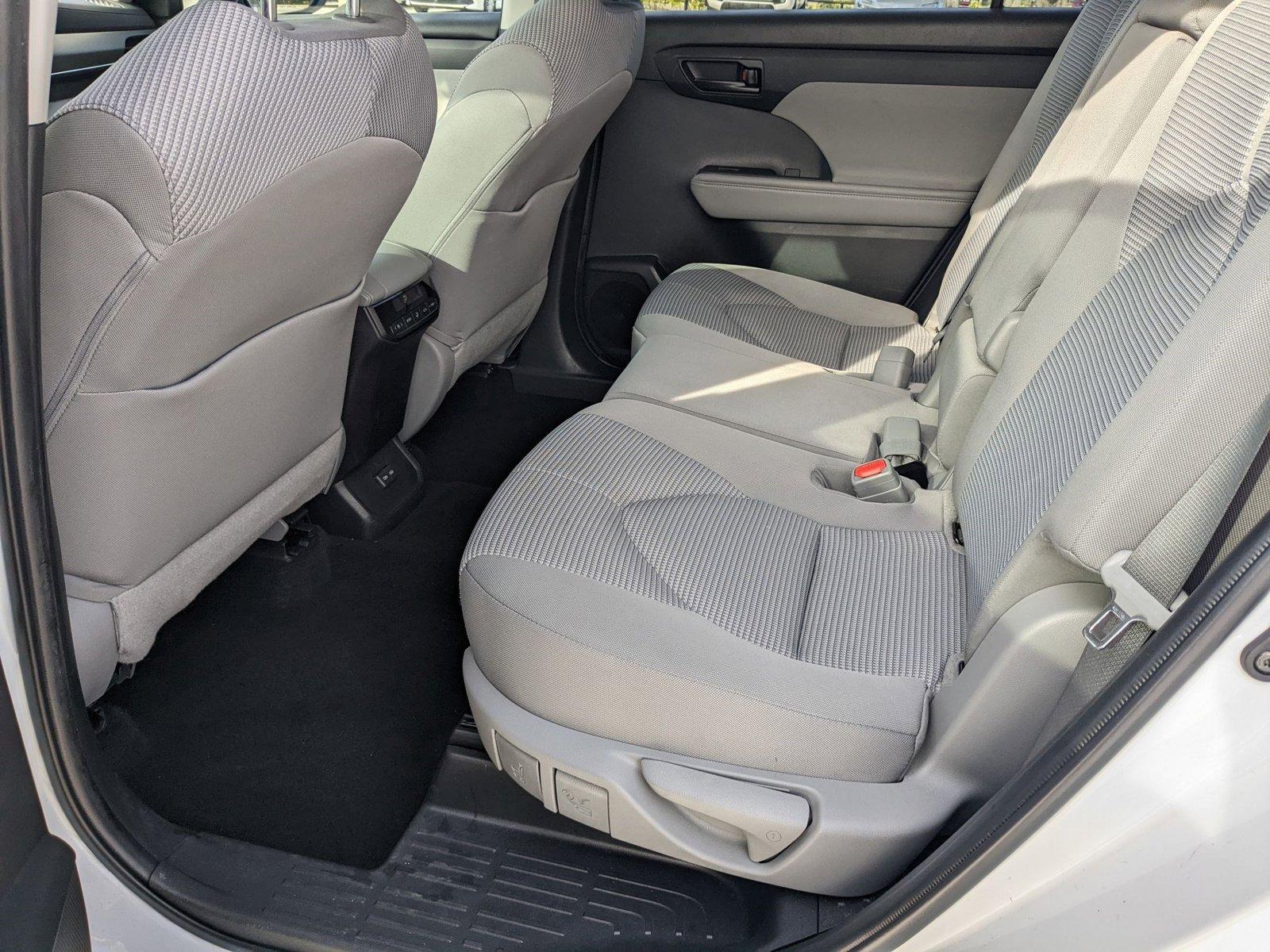 2022 Toyota Highlander Vehicle Photo in Davie, FL 33331