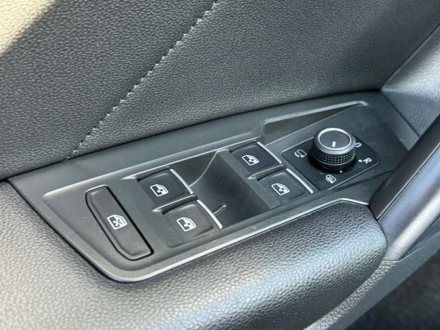 2021 Volkswagen Tiguan Vehicle Photo in SAINT JAMES, NY 11780-3219