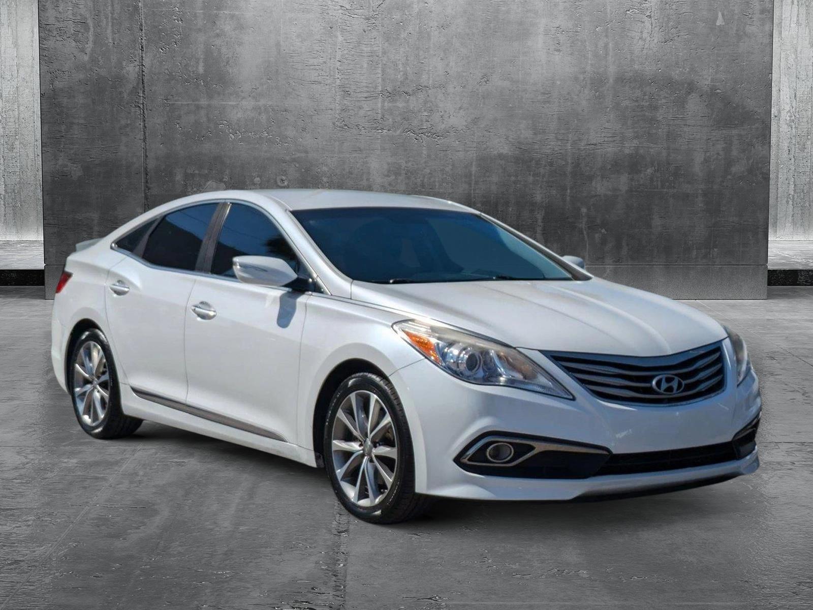 2016 Hyundai AZERA Vehicle Photo in Tampa, FL 33614