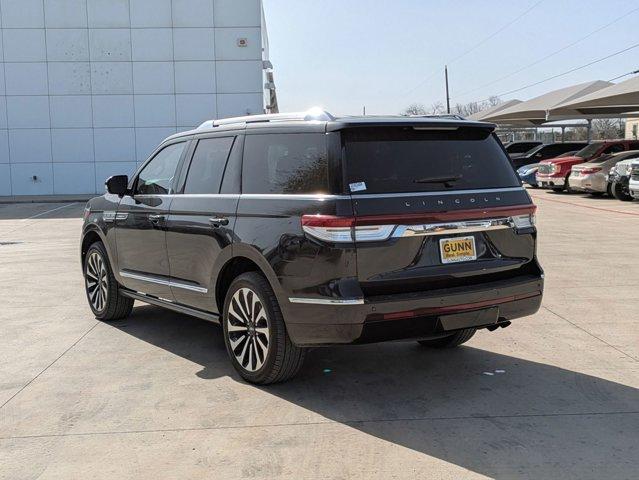 2022 Lincoln Navigator Vehicle Photo in SELMA, TX 78154-1459