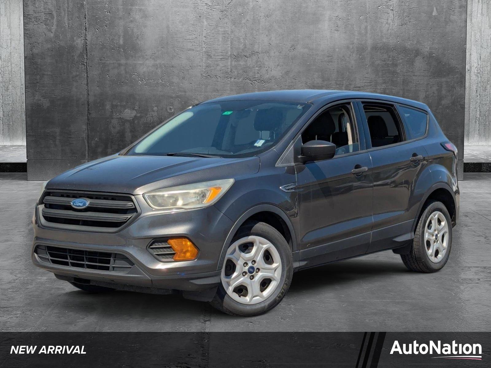 2017 Ford Escape Vehicle Photo in St. Petersburg, FL 33713