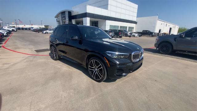 2022 BMW X5 sDrive40i Vehicle Photo in Greenville, TX 75402