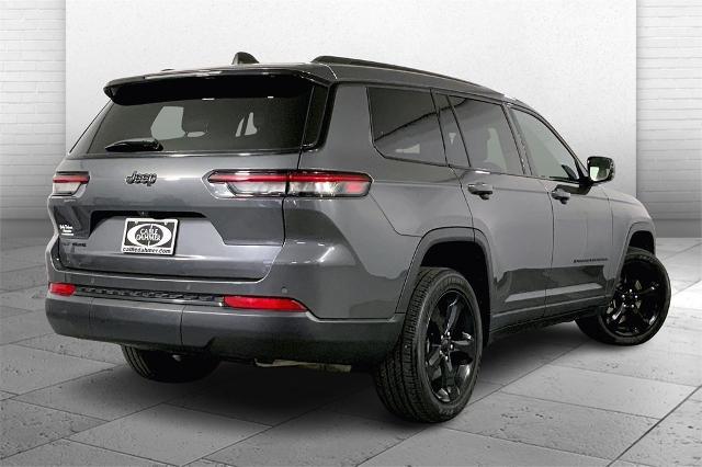 2023 Jeep Grand Cherokee L Vehicle Photo in Lees Summit, MO 64086