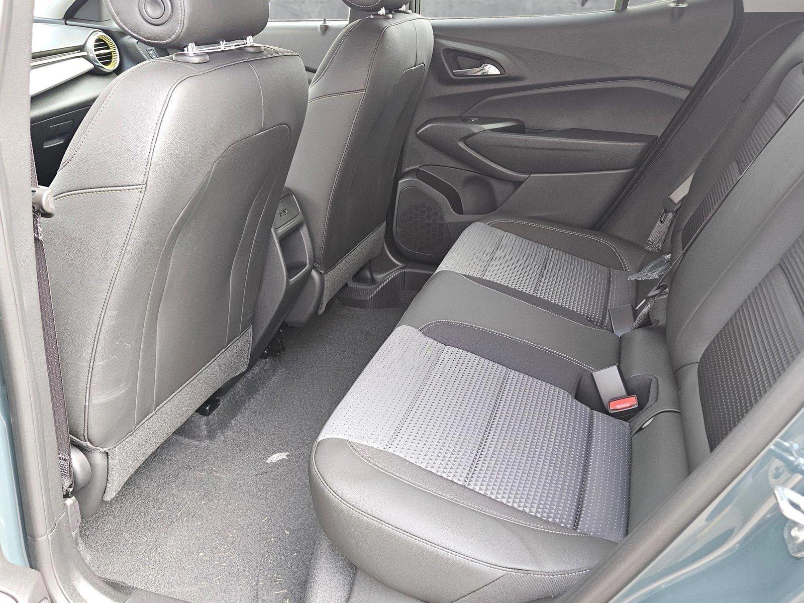 2025 Chevrolet Trax Vehicle Photo in PEORIA, AZ 85382-3715