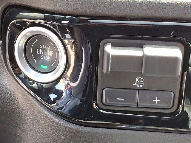 2024 Chevrolet Silverado 1500 Vehicle Photo in DANBURY, CT 06810-5034